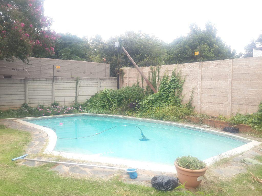 jhb pool cleaning