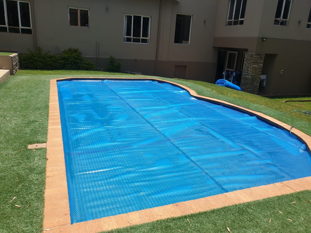 stop leafs going into the pool