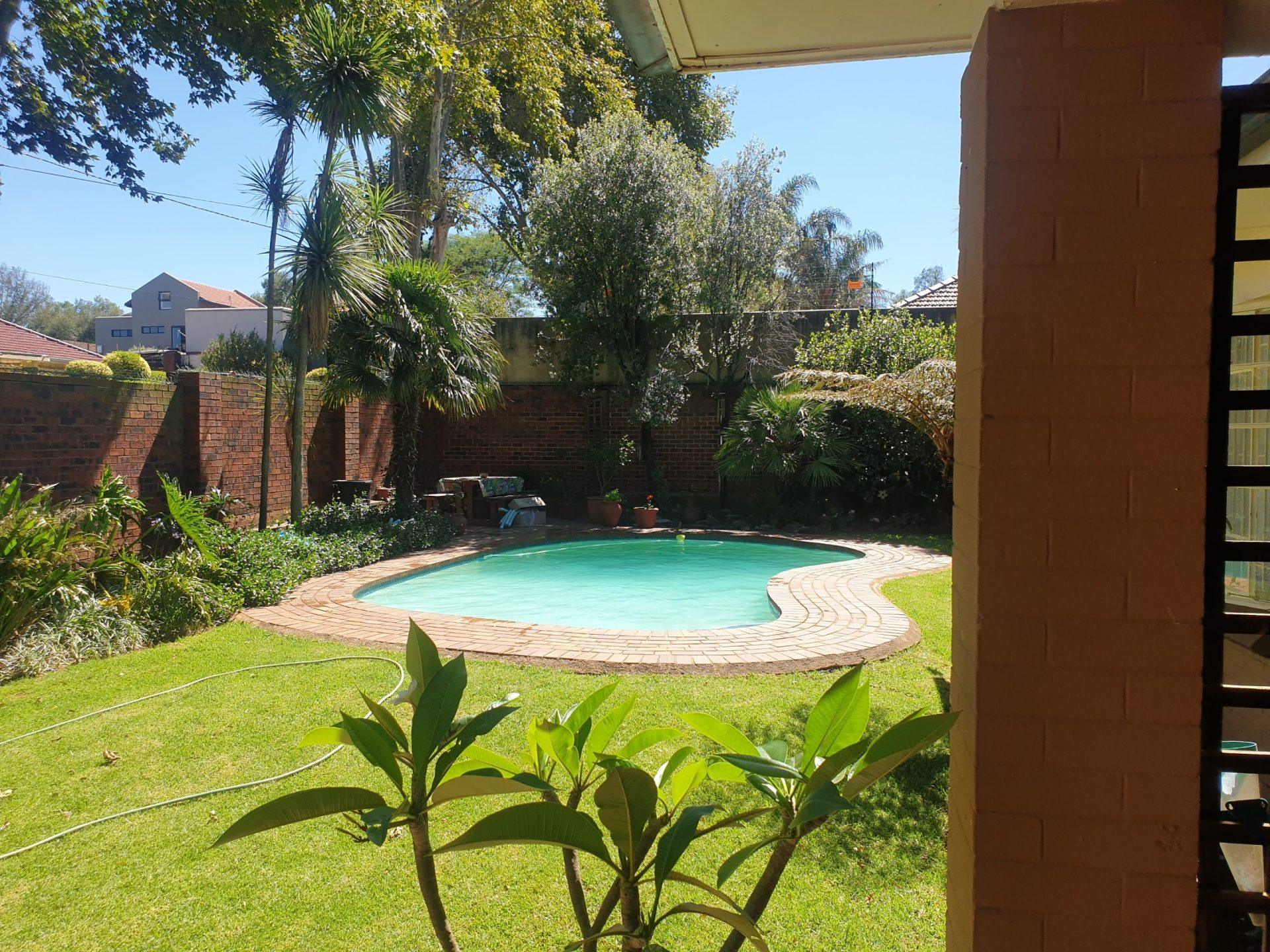 pool company highlands north