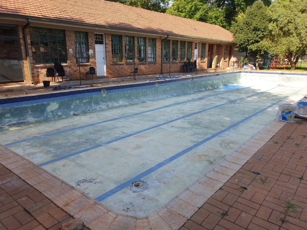 saxonwold primary school pool