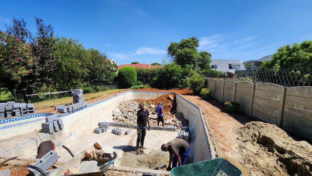 Pool Building Pool Building