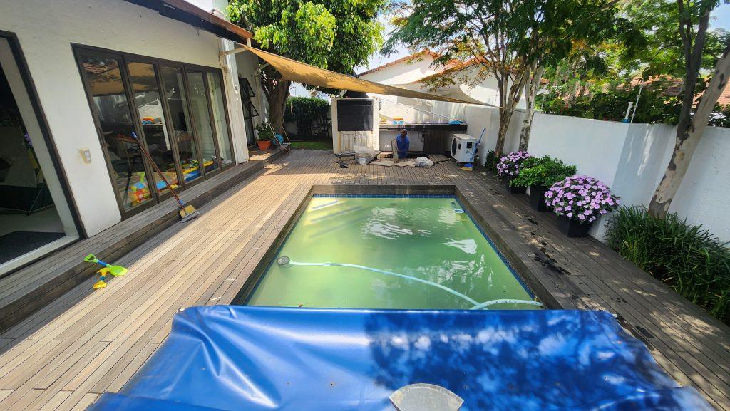 Pool Building Pool Building