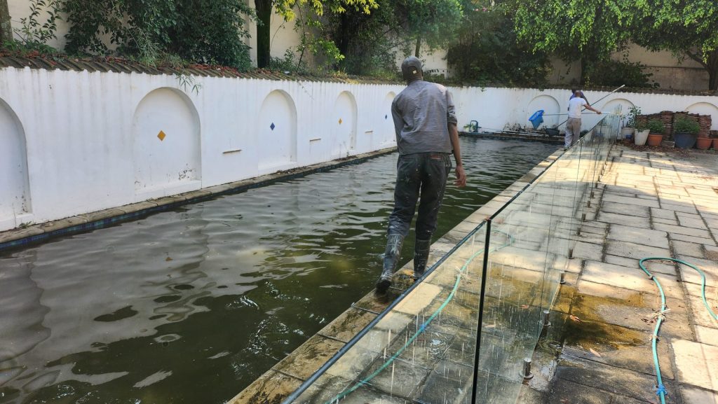 Pool Cleaning Services pool maintenance benmore