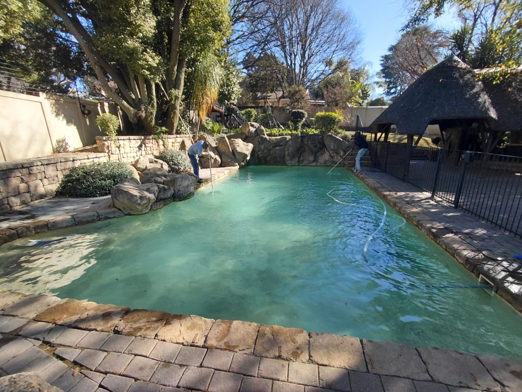 Pool Cleaning Services Pool Cleaning Services